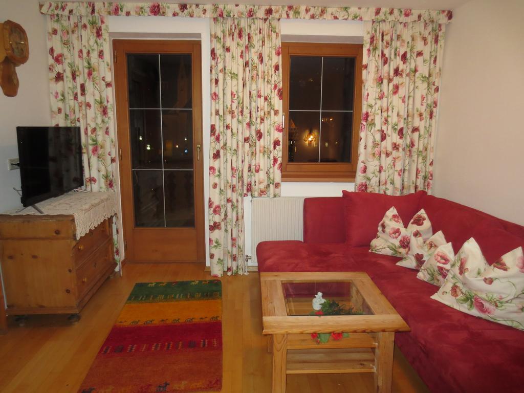 Apartments Penz Zellberg Стая снимка